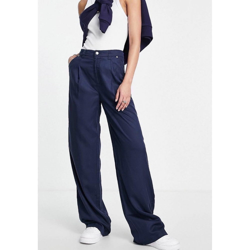 NWT ASOS Design Slouchy Wide Leg Pants in Navy Sz 4.